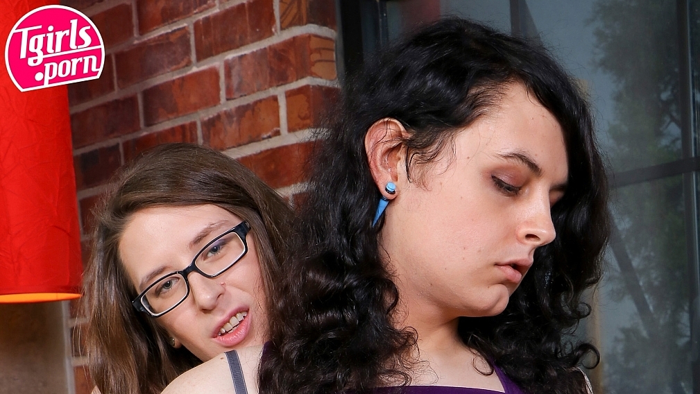 Alexis Dame & Olivia Heart