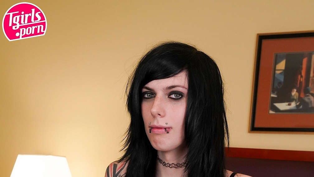 Becca Homicide & Jean Jezebel