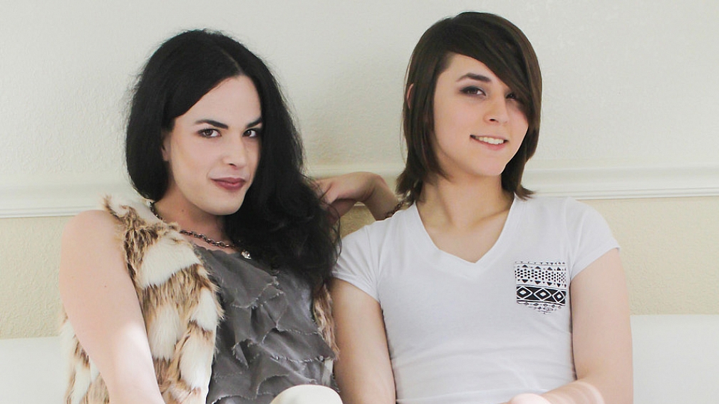 Ava Keading & Meagan Ortiz