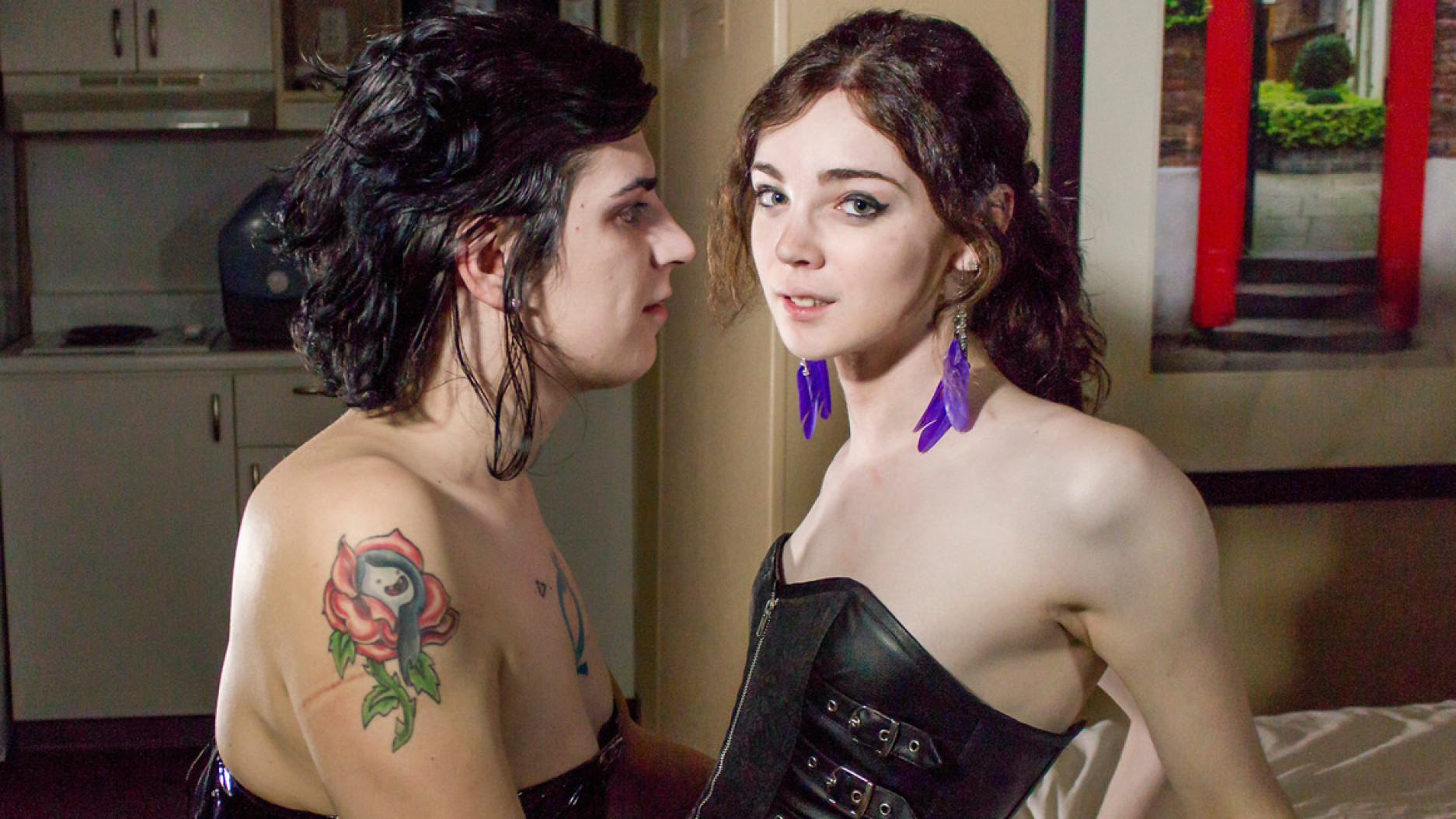 Chryssie Steele & Sasha Skyes